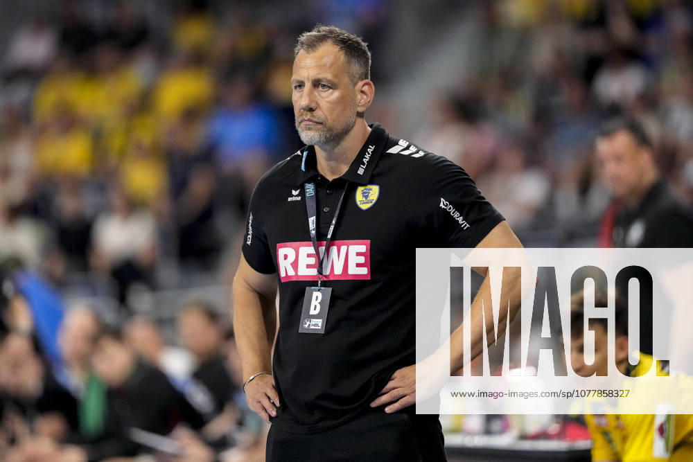 Maik Machulla coach, head coach, RNL , single picture, single photo, action, action, looking disappointed, disappointment, frustration, disappointed, pessimistic, 24 05 2026, Mannheim Germany , Handball, Bundesliga, Rhein Neckar Löwen SC Magdeburg