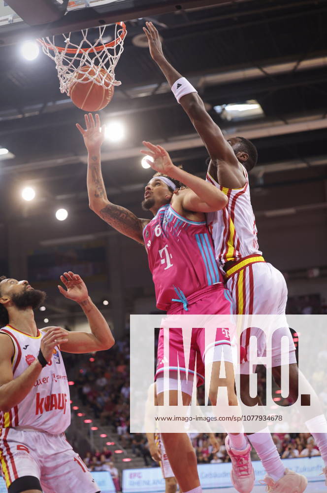Michael Kessens Telekom Baskets Bonn vs Fitness First Würzburg Wuerzburg Baskets Playoffs Quarterfinals Game 5 Season 2025 26