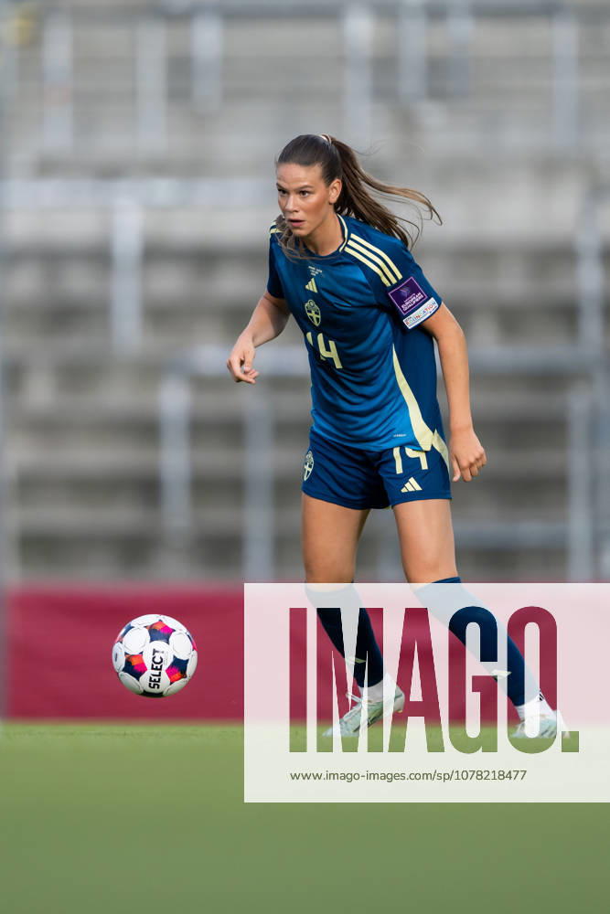 Bella Andersson of Sweden during the FIFA Womens World Cup Qualifier football match between Denmark and Sweden on June 5, 2026 in Odense Photo Ludvig Thunman BILDBYRAN code LT LT0798 fotboll football soccer fotball vm kval kval fifa womens world cup qualifier qualifier danmark sverige sweden denmark dam bbeng