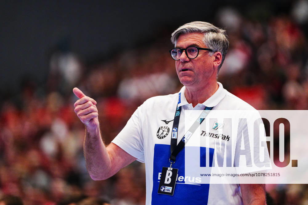 Runar Sigtryggsson HSG Wetzlar, Coach GER, Handball Sport Verein Hamburg vs HSG Wetzlar, Handball, 1 Bundesliga, Matchday 33, Season 2025 2026, 04 06 2026 GER, Handball Sport Verein Hamburg vs HSG Wetzlar, Handball, 1 Bundesliga, Matchday 33, Season 2025 2026, 04 06 2026 Hamburg
