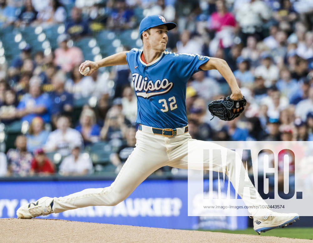 Milwaukee Brewers starting pitcher Jacob Misiorowski throws in the first inning of the MLB, Baseball Herren, USA game between the Philadelphia Phillies and the Milwaukee Brewers at American Family Field in Milwaukee, Wisconsin on Friday, June 12, 2026. MIL20260612808 TANNENxMAURY