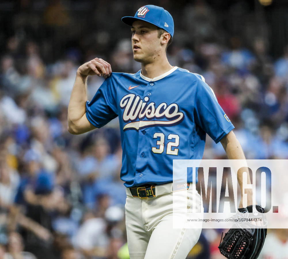 Milwaukee Brewers starting pitcher Jacob Misiorowski walks to the dugout after striking out Philadelphia Phillies center fielder Justin Crawford in the sixth inning of the MLB, Baseball Herren, USA game between the Philadelphia Phillies and the Milwaukee Brewers at American Family Field in Milwaukee, Wisconsin on Friday, June 12, 2026. MIL20260612825 TANNENxMAURY