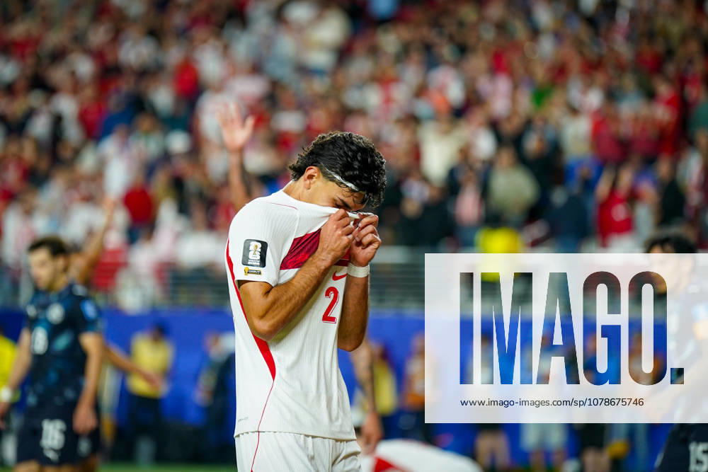 USA Soccer 2026 FIFA World Cup Group Stage Group D Turkey vs. Paraguay Levi’s Stadium Santa Clara, San Francisco Bay Area, Santa Clara County, California Berke ÖZER Berke OZER Turkey 26 Disappointment, sadness, missed scoring opportunities, defeat, gesture, body language, emotion,detected_source_language
