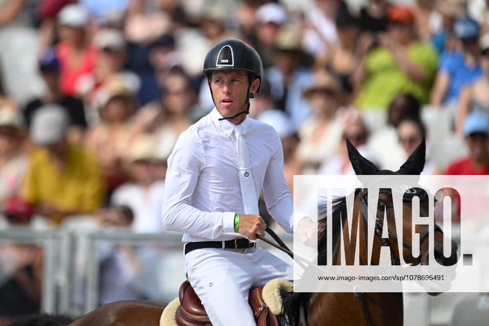 Scott Brash sur Hello Chadora Lady lors du prix Médiatransports lors de la 12ème édition Longines Paris Eiffel Jumping au pied de la Tour Eiffel sur le Champ-de-Mars à Paris, France le 20 juin 2026 Perusseau Veeren Bestimage Prize Médiatransports at the 12th Longines Paris Eiffel Jumping event at the foot of the Eiffel Tower on the Champ de Mars in Paris, France on June 20, 2026 Paris France