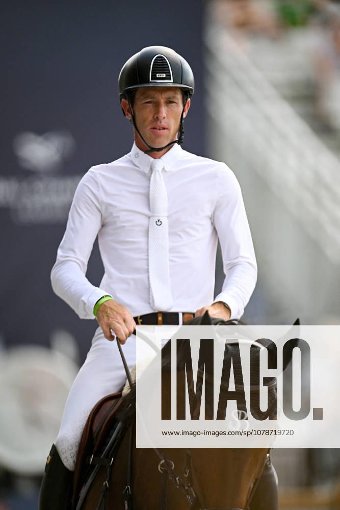 EQUITATION : 12eme à dition Longines Paris Eiffel Jumping au pied de la Tour Eiffel sur le Champ-de-Mars à Paris - 20 06 2026 Scott Brash sur Hello Chadora Lady lors du prix Mà diatransports lors de la 12eme à dition Longines Paris Eiffel Jumping au pied de la Tour Eiffel sur le Champ-de-Mars à Paris, France le 20 juin 2026 Prize Mà diatransports at the 12th Longines Paris Eiffel Jumping event at the foot of the Eiffel Tower on the Champ de Mars in Paris, France on June 20, 2026 ParisFrance
