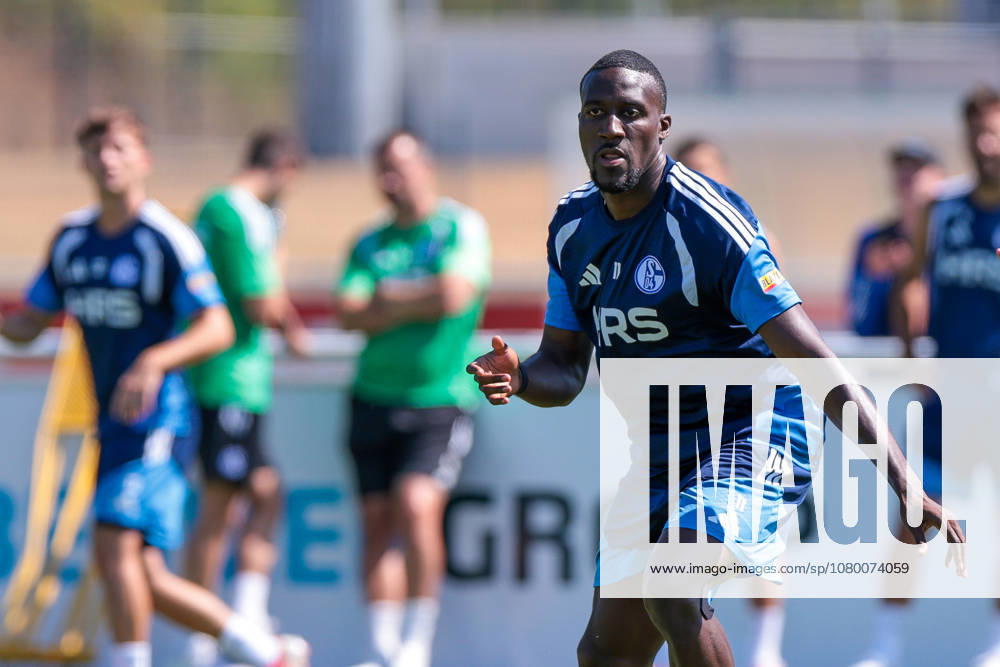 Soccer, FC Schalke 04 Training Session Bryan Lasme FC Schalke 04 Gelsenkirchen FC Schalke 04 Training Facility NRW Germany xRHR PHOTO YYx