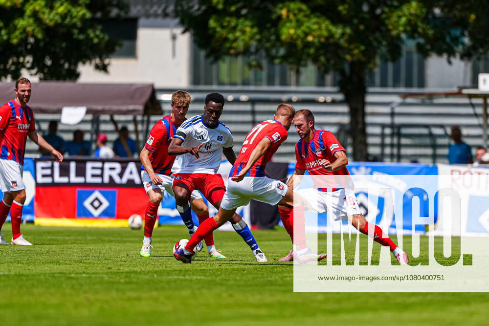 Albert Sambi Lokonga, Hamburger SV, 06; Adrian Beck, 1 FC Heidenheim, 21; Jonas Föhrenbach, 1 FC Heidenheim, 19 (AUT); Hamburger SV vs. 1 FC Heidenheim, Soccer, Friendly, 2026–2027 Season, July 25, 2026, Austria, Hamburger SV vs. 1 FC Heidenheim, Soccer, Friendly Match, 2026–2027 Season, July 25, 2026, Kematen