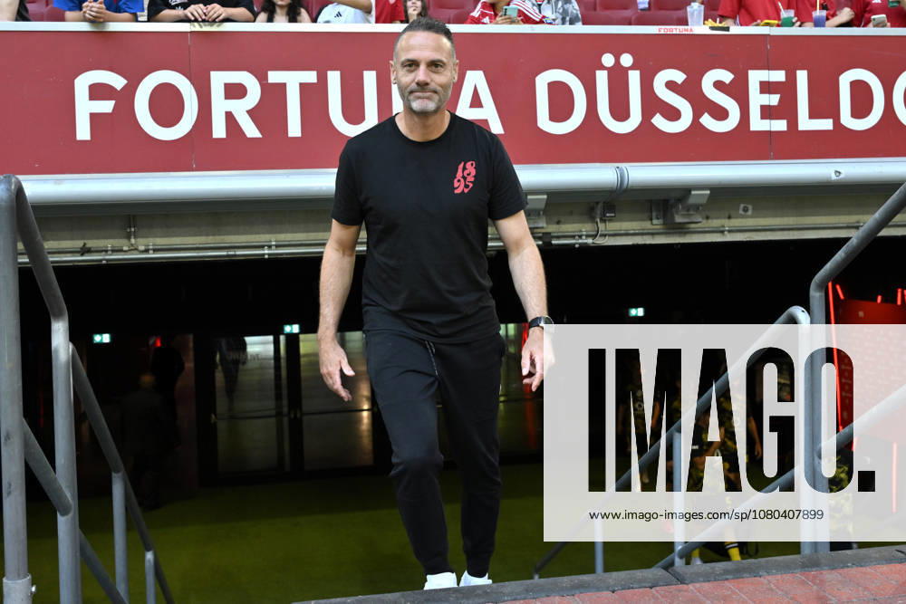 Coach Alexander Ende, Fortuna Düsseldorf, July 25, 2026, Soccer, 2026–2027 Season, Friendly Match, Fortuna Düsseldorf vs. Borussia Dortmund, 2–1, Düsseldorf, North Rhine-Westphalia, Germany Team2