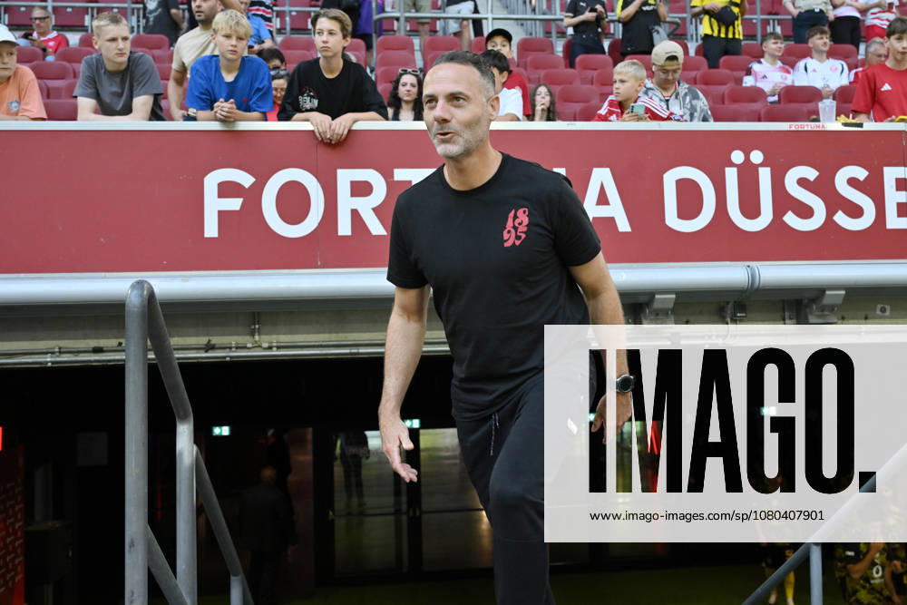 Coach Alexander Ende, Fortuna Düsseldorf, July 25, 2026, Soccer, 2026–2027 Season, Friendly Match, Fortuna Düsseldorf vs. Borussia Dortmund, 2–1, Düsseldorf, North Rhine-Westphalia, Germany Team2