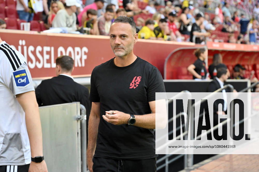 Coach Alexander Ende, Fortuna Düsseldorf, July 25, 2026, Soccer, 2026–2027 Season, Friendly Match, Fortuna Düsseldorf vs. Borussia Dortmund, 2–1, Düsseldorf, North Rhine-Westphalia, Germany Team2