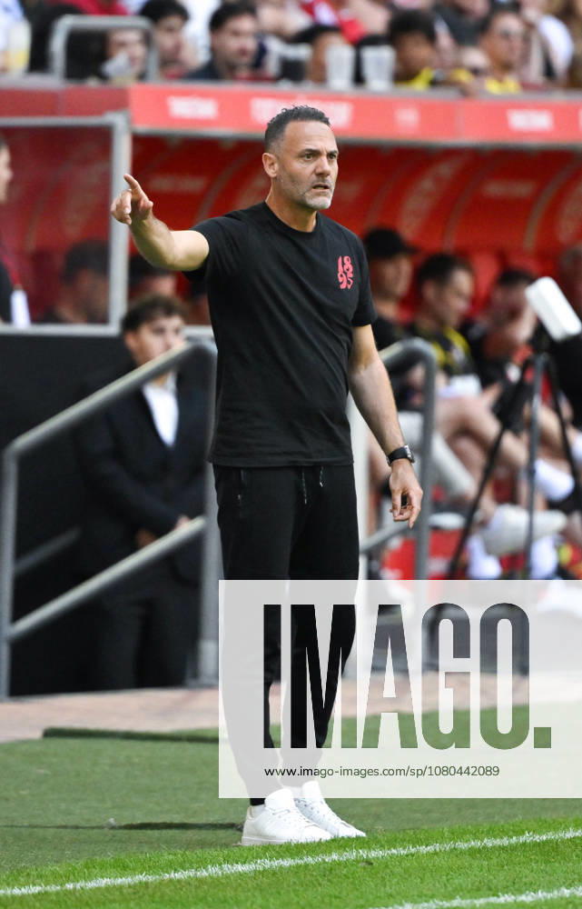 Coach Alexander Ende, Fortuna Düsseldorf, July 25, 2026, Soccer, 2026–2027 Season, Friendly Match, Fortuna Düsseldorf vs. Borussia Dortmund, 2–1, Düsseldorf, North Rhine-Westphalia, Germany Team2