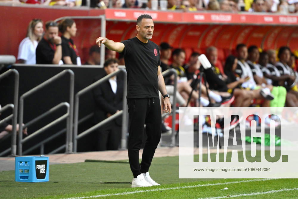 Coach Alexander Ende, Fortuna Düsseldorf, July 25, 2026, Soccer, 2026–2027 Season, Friendly Match, Fortuna Düsseldorf vs. Borussia Dortmund, 2–1, Düsseldorf, North Rhine-Westphalia, Germany Team2