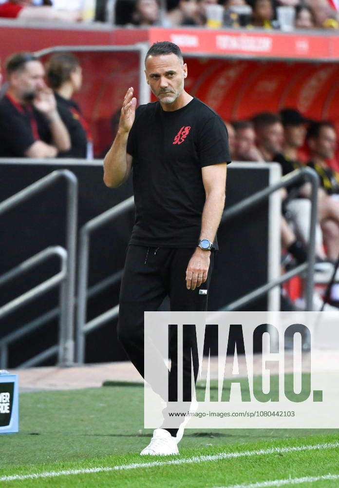 Coach Alexander Ende, Fortuna Düsseldorf, July 25, 2026, Soccer, 2026–2027 Season, Friendly Match, Fortuna Düsseldorf vs. Borussia Dortmund, 2–1, Düsseldorf, North Rhine-Westphalia, Germany Team2