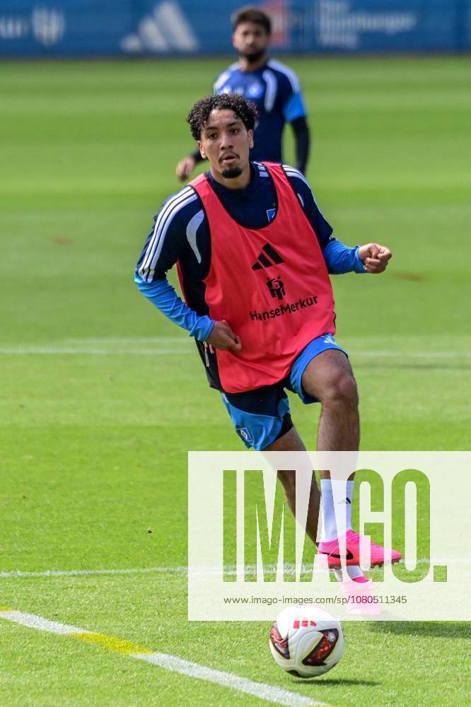 Bilal Nadir, HSV in Action: Germany, Hamburg, Volkspark Soccer Training Facility, Bundesliga 1, HSV Training