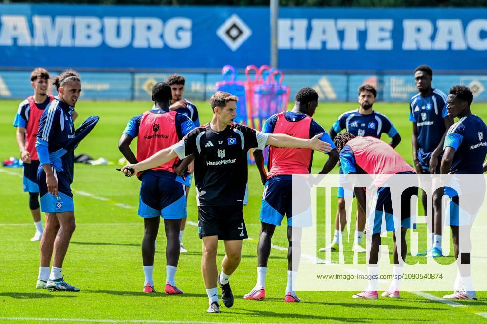 Loic Fave, Assistant Coach, HSV, Germany, Hamburg, Volkspark Soccer Training Facility, Bundesliga 1, HSV Training
