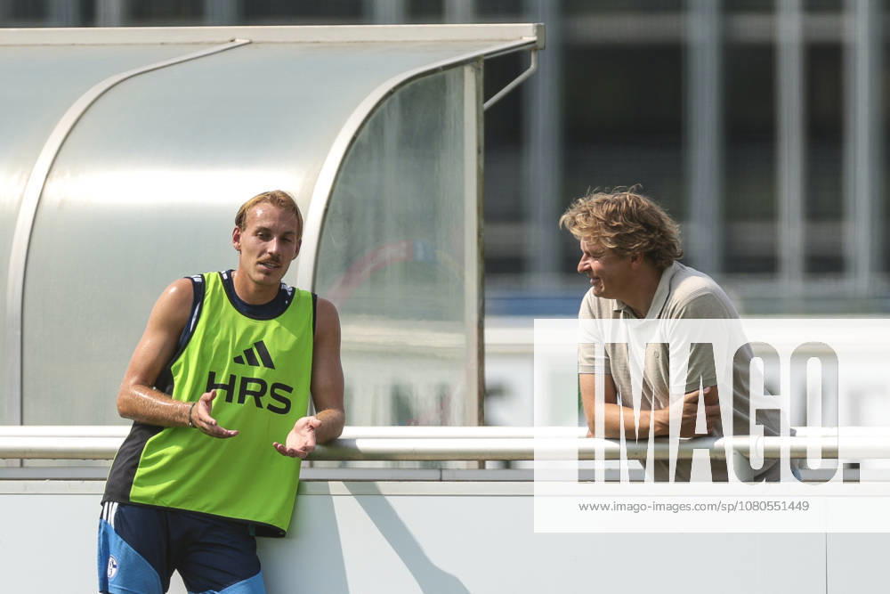 Soccer, FC Schalke 04 training session featuring Timo Becker; FC Schalke 04 speaks with Director of Professional Soccer Youri Mulder; FC Schalke 04 Gelsenkirchen; FC Schalke 04 training facility; North Rhine-Westphalia, Germany; xRHR PHOTO YYx