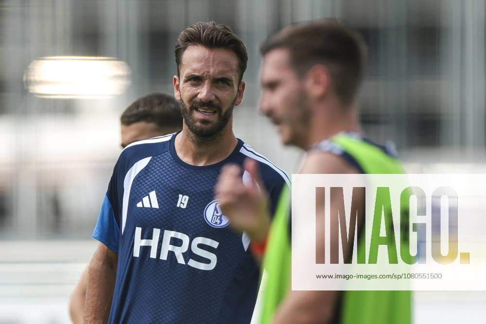 Soccer, FC Schalke 04 practice Kenan Karaman FC Schalke 04 Gelsenkirchen FC Schalke 04 training facility NRW Germany xRHR PHOTO YYx