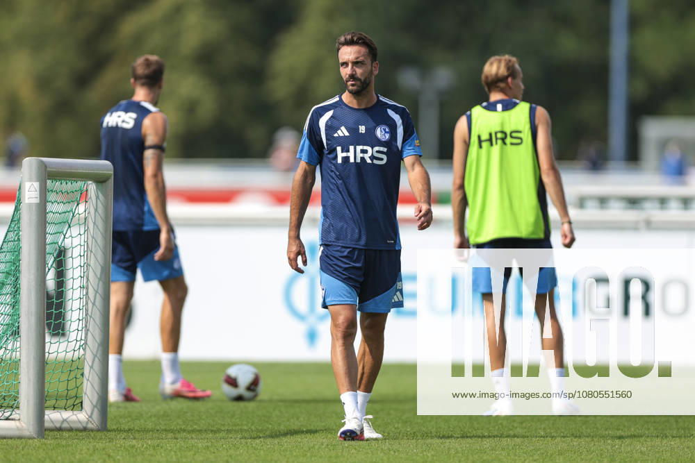 Soccer, FC Schalke 04 practice Kenan Karaman FC Schalke 04 Gelsenkirchen FC Schalke 04 training facility NRW Germany xRHR PHOTO YYx