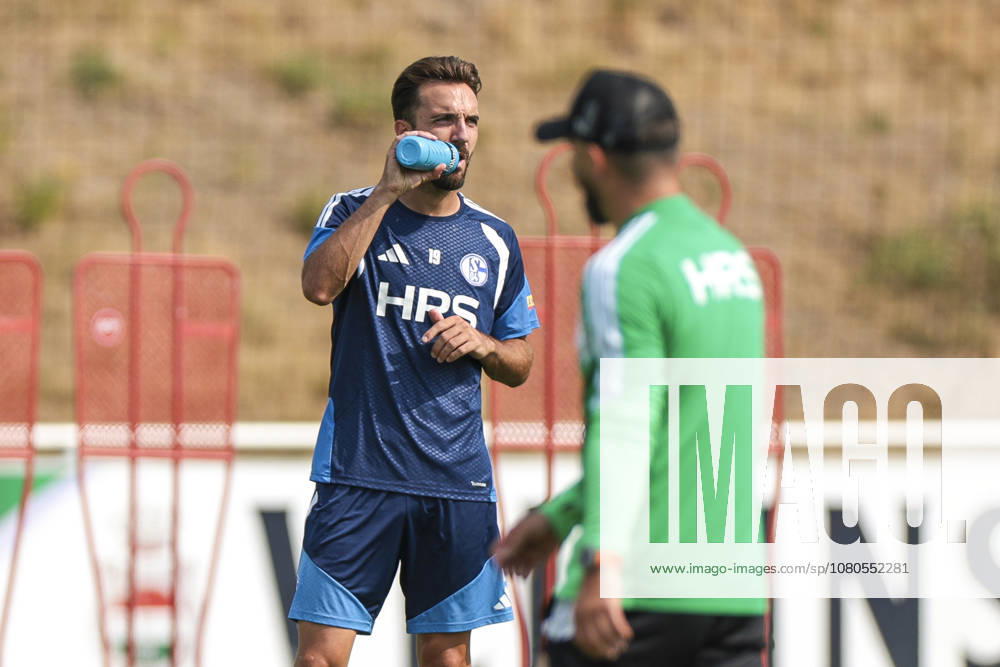 Soccer, FC Schalke 04 Training Kenan Karaman FC Schalke 04 Gelsenkirchen FC Schalke 04 Training Facility NRW Germany xRHR PHOTO YYx