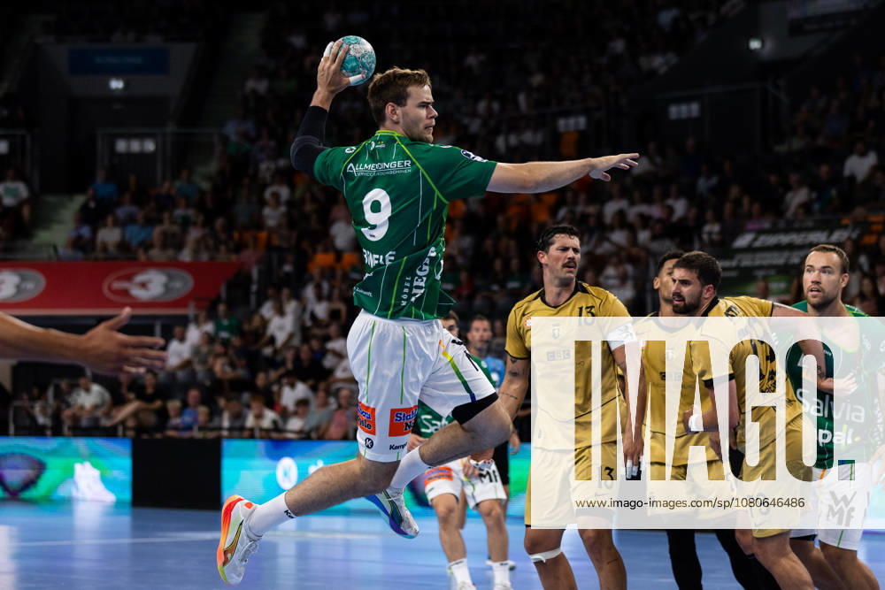 Max BENEKE, FRISCH AUF Goeppingen, scores a goal in the 9th minute, action, shot on goal, GER, FRISCH AUF Goeppingen vs. Sporting Lisbon, handball, preseason friendly, 2026–2027 season, August 2, 2026, GER, FRISCH AUF Goeppingen vs. Sporting Lisbon, handball, preseason friendly, 2026–2027 season, August 2, 2026, Neu Ulm