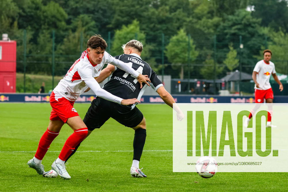 Andrija Maksimovic (RB Leipzig), 30, tackle, duel, battle; Paul Lehmann (SC Verl), 14, RB Leipzig vs. SC Verl, soccer, friendly, 2026–27 season, August 1, 2026, RB Leipzig vs. SC Verl, soccer, friendly match, 2026–27 season, August 1, 2026, Leipzig