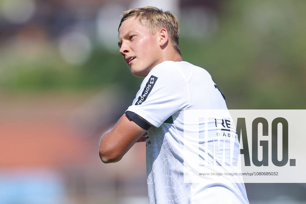 Jan Leszczynski of Borussia Mönchengladbach looks on during Borussia Mönchengladbach s training camp, Birkenmoos Stadium on August 4, 2026, in Rottach Egern, Germany. Photo by Marco Steinbrenner, DeFodi Images. Jan Leszczynski of Borussia Mönchengladbach looks on during the Borussia Mönchengladbach training camp at Birkenmoos Stadium on August 4, 2026 in Rottach-Egern, Germany Photo by Marco Steinbrenner, DeFodi Images Photo by Marco Steinbrenner, DeFodi Images