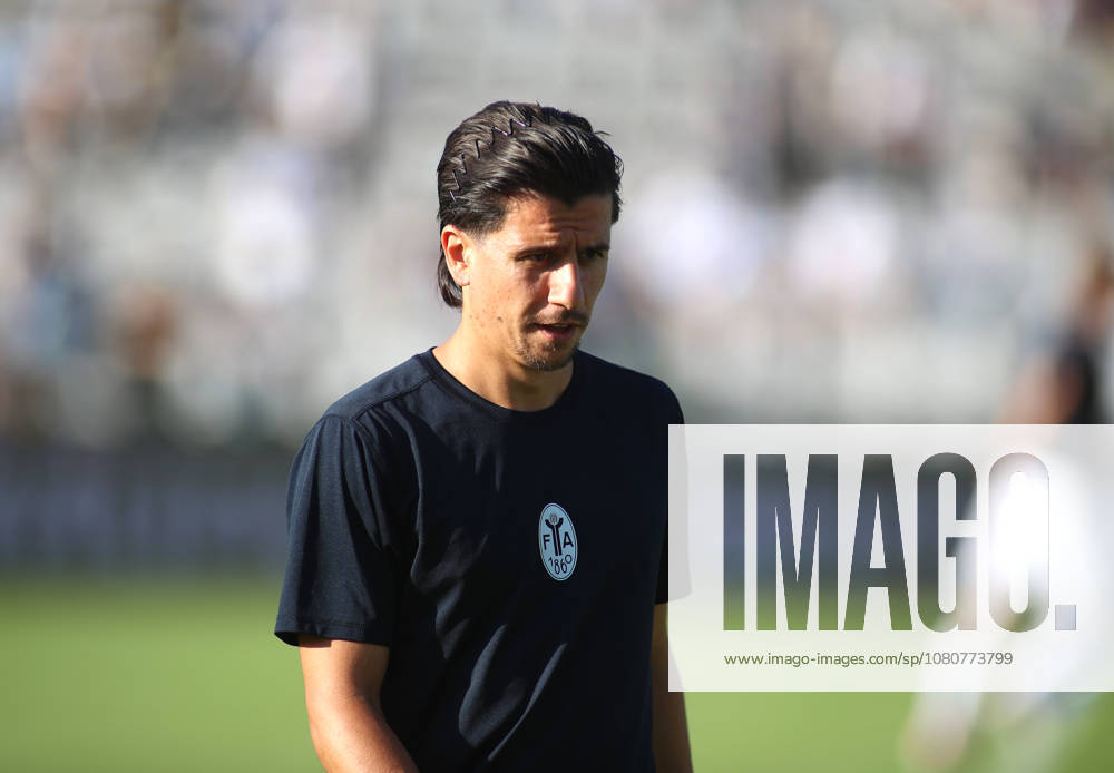 Soccer, Men s, Bavarian Regional League, 2026–2027 Season, TSV 1860 Munich vs. FC Augsburg II, Grünwalder Stadium: Tunay Deniz of TSV 1860 Munich, head and upper body during warm-ups