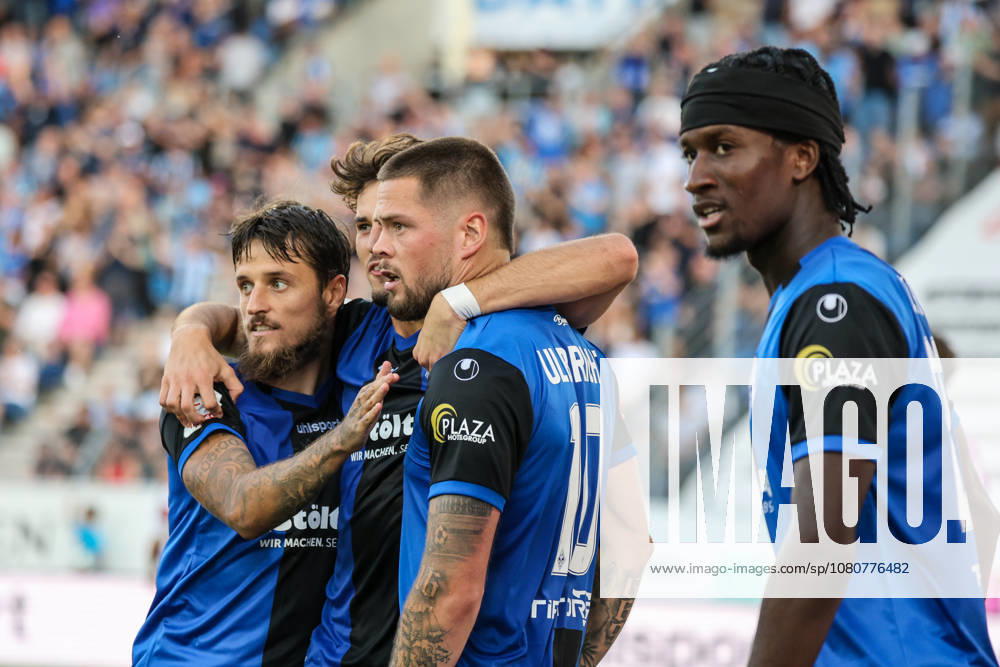 Julian Ulbricht, SV Waldhof Mannheim, No. 10, scorer of the 2-0 goal; goal celebration, gestures, joy, emotions with Vincent Thill, SV Waldhof Mannheim, No. 12, and Jid Okeke, SV Waldhof Mannheim, No. 25; Soccer, 3rd Division, Matchday 1, SV Waldhof Mannheim vs. Fortuna Düsseldorf on August 7, 2026, at Carl Benz Stadium in Mannheim, Germany; Carl Benz Stadium, Mannheim, Germany