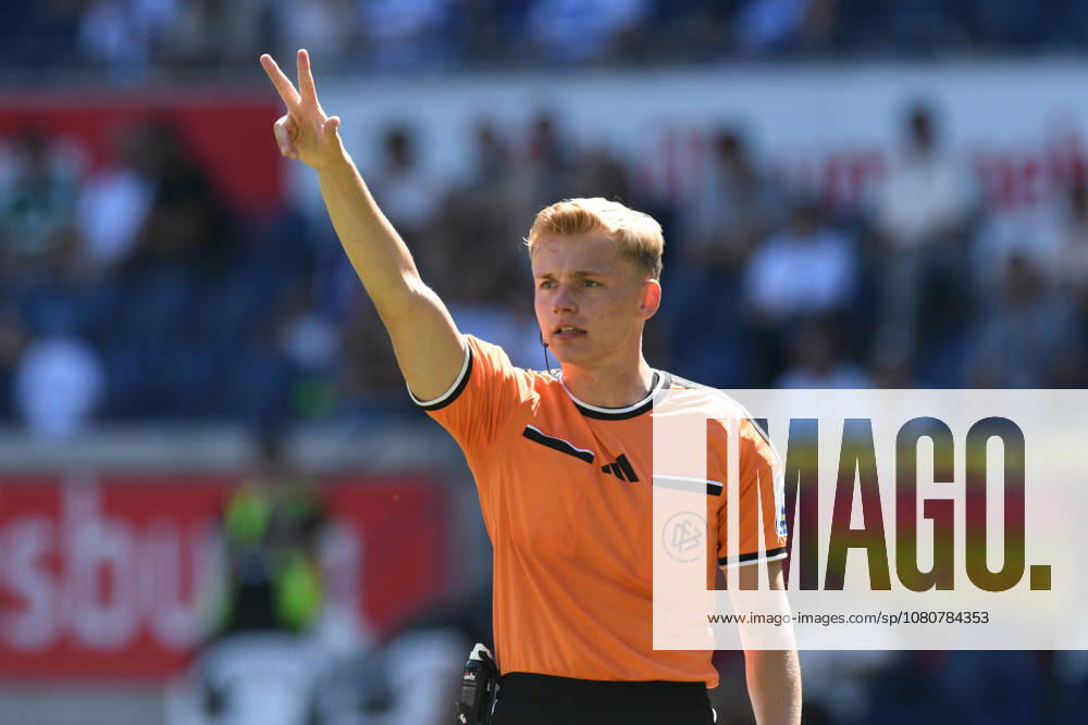 Referee Sebastian Hilsberg gestures during the GER match between MSV Duisburg and SV Meppen 1912, soccer, 3rd Division, Matchday 1, 2026–2027 season, August 8, 2026 DFL DFB regulations prohibit any use of photographs as image sequences and or quasi-video GER, MSV Duisburg vs. SV Meppen 1912, soccer, 3. Liga, Matchday 1, 2026–2027 season, August 8, 2026, Duisburg