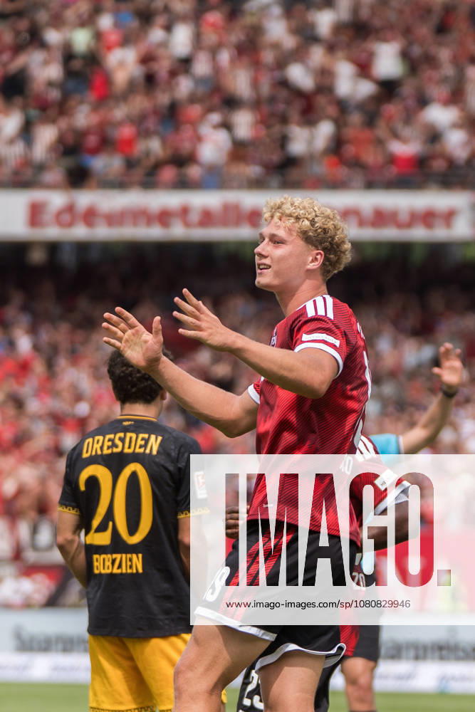 Piet Scobel, 1. FC Nuremberg, 19, GER, 1. FC Nuremberg vs. Dynamo Dresden, Soccer, 2. Bundesliga, Matchday 1, 2026–2027 Season, August 9, 2026, DFL regulations prohibit any use of photographs as image sequences and or quasi-video, GER, 1. FC Nuremberg vs. Dynamo Dresden, soccer, 2. Bundesliga, Matchday 1, 2026–2027 season, August 9, 2026, Nuremberg