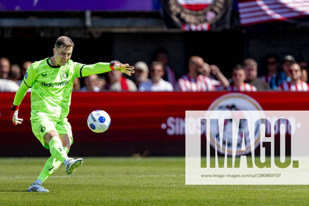 ROTTERDAM SC Feyenoord Rotterdam goalkeeper Tjark Ernst during the Vriendenloterij Eredivisie match between Sparta and Feyenoord at Stadion Het Kasteel on August 9, 2026, in Rotterdam, the Netherlands. Photo by DeFodi Images