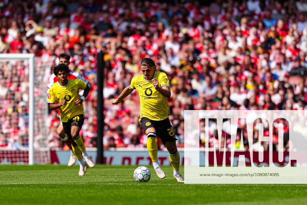 Marcel Sabitzer, Borussia Dortmund, 20 ENG, FC Arsenal vs. Borussia Dortmund, Soccer, Emirates Cup 2026, 2026–2027 Season, August 9, 2026, ENG, Arsenal FC vs. Borussia Dortmund, Soccer, Friendly Match, 2026–2027 Season, August 9, 2026, London