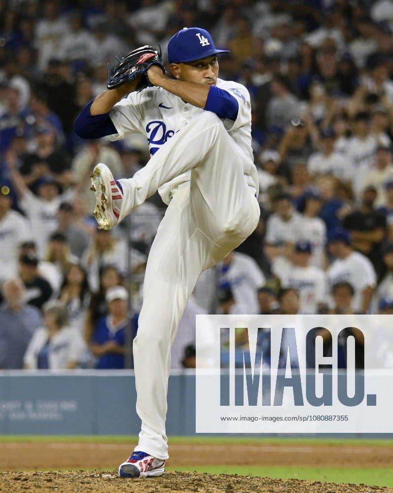 Los Angeles Dodgers closing pitcher Edwin Diaz winds up to deliver against the Kansas City Royals at Dodger Stadium in Los Angeles on Monday, August 10, 2026. LAP2026081004 JIMxRUYMEN