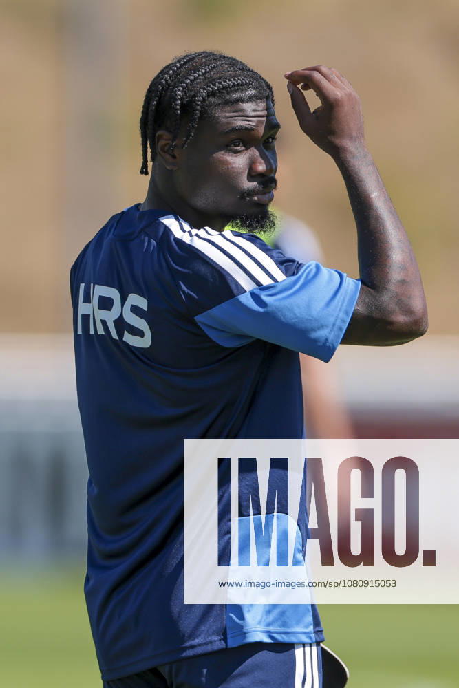Soccer, FC Schalke 04 Junior Training, Dina Ebimbe, FC Schalke 04, Gelsenkirchen, FC Schalke 04 Training Facility, North Rhine-Westphalia, Germany, xRHR, PHOTO YYx