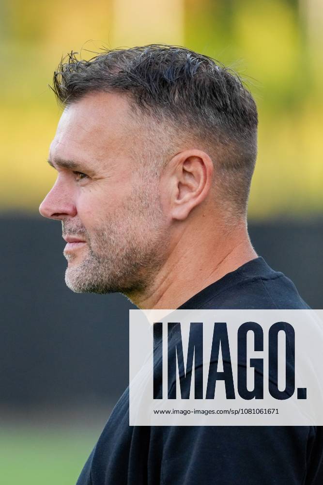 , BUKO Stadion , season 2026 2027 , Dutch Eredivisie football , match between Telstar and Sparta Rotterdam , Picture shows Telstar coach Henk Brugge Telstar - Sparta x205709332x