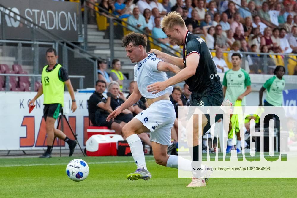 , BUKO Stadion , season 2026 2027 , Dutch Eredivisie football , match between Telstar and Sparta Rotterdam , Picture shows Telstar player Patrick Brouwer, Sparta Rotterdam player Nick Verschuren Telstar - Sparta x205710647x