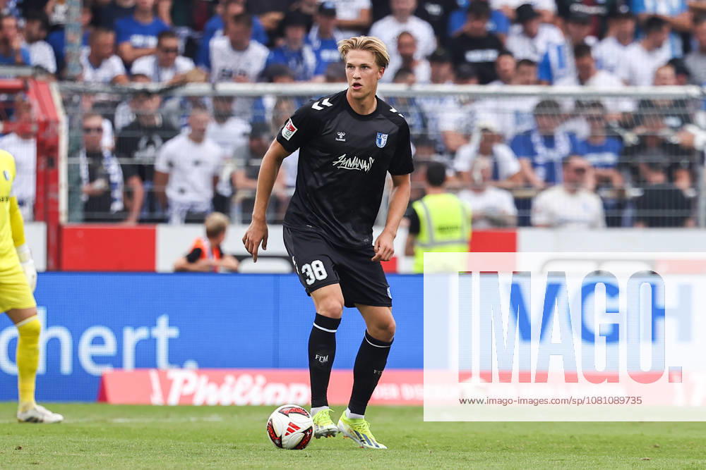 Soccer, 2. Bundesliga, VfL Osnabrück 1 FC Magdeburg, Stadion an der Bremer Brücke, Matchday 2, 2026–2027 Season Luka Hyrylaeinen 1 FC Magdeburg 38 DFB regulations prohibit any use of photographs as image sequences and or quasi-video Photo WilkowskixPressefotoKochx Lower Saxony, Germany