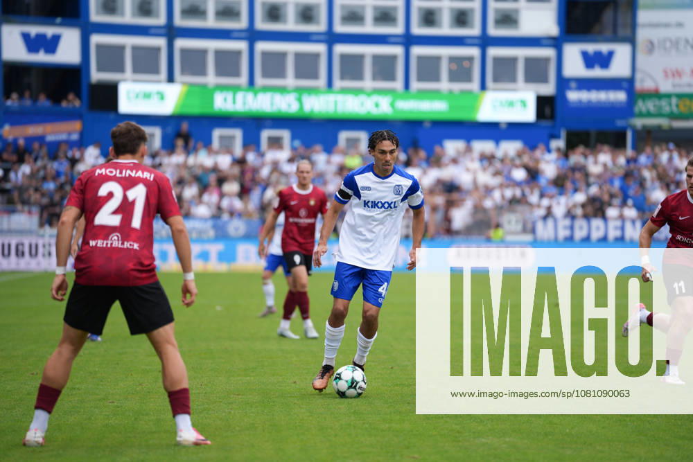 German Soccer, 3rd Division, Matchday 2, Hänsch Arena, SV Meppen vs. SG Sonnenhof Großaspach Niclas Nadj, SV Meppen, 40