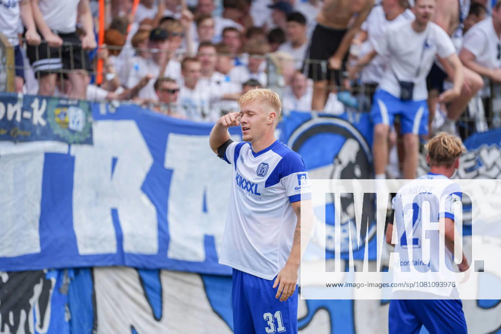 German Soccer, 3rd Division, Matchday 2, Hänsch Arena, SV Meppen vs. SG Sonnenhof Großaspach; Goal by Luca Prasse (SV Meppen) in the 31st minute, followed by goal celebrations