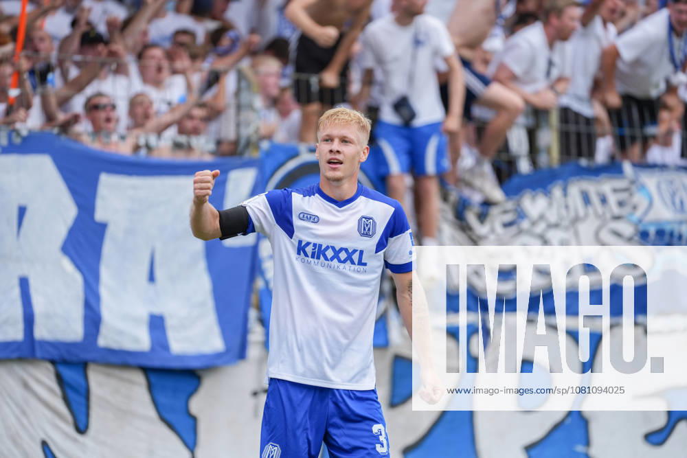 German Soccer, 3rd Division, Matchday 2, Hänsch Arena, SV Meppen vs. SG Sonnenhof Großaspach; goal by Luca Prasse (SV Meppen) in the 31st minute, followed by goal celebrations