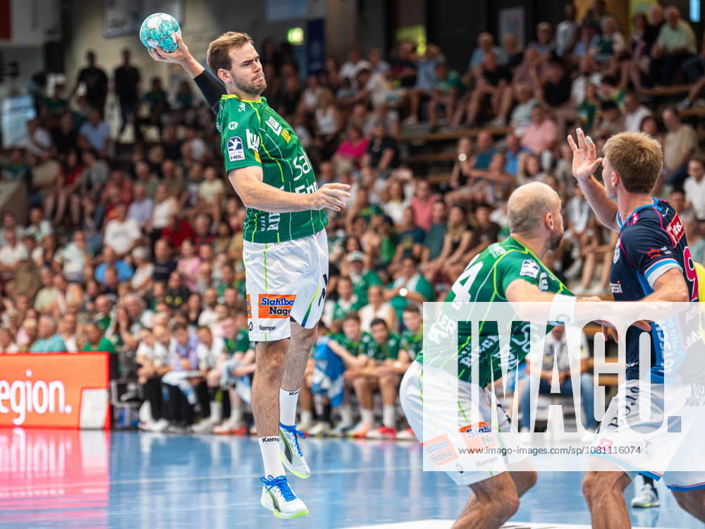 Max Beneke of Frisch Auf Goeppingen, No. 09, shoots from the backcourt; Frisch Auf Goeppingen vs. HC Kriens Lucerne, Handball, Players Night, Men s, 2026–2027 Season, August 15, 2026, Frisch Auf Göppingen vs. HC Kriens Lucerne, Handball, Players Night, Men, 2026–2027 season, August 15, 2026, Göppingen