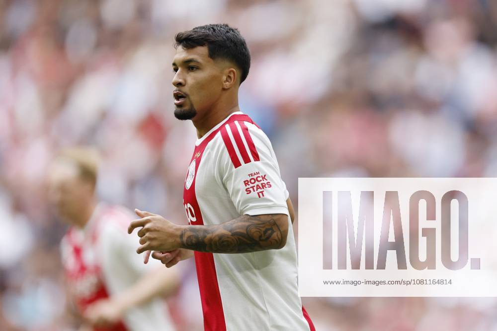 AMSTERDAM - Marcos Leonardo of AFC Ajax during the Dutch Eredivisie match between AFC Ajax and SC Heerenveen at the Johan Cruijff ArenA on August 16, 2026 in Amsterdam, the Netherlands. MAURICE VAN STEEN ANP Eredivisie 2026-2027 ANPxSportx xMauricexvanxSteenxIVx 565623998 originalFilename: 565623998
