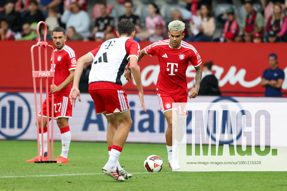 Luis Diaz, FC Bayern Munich, 14, with the ball; Felip Pavic, FC Bayern Munich, 43; Arijon Ibrahimovic, FC Bayern Munich, 22; GER; Allianz FC Bayern Munich Team Day; soccer; 2026–2027 season; August 17, 2026, GER, Allianz FC Bayern Munich Team Day, soccer, 2026–2027 season, August 17, 2026, Munich