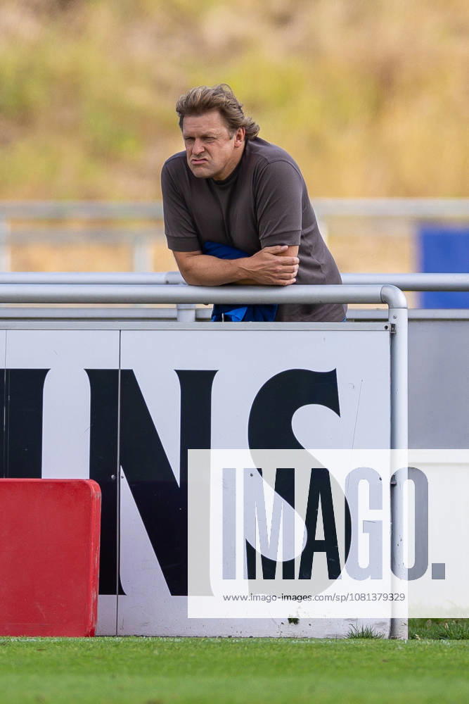 Soccer, FC Schalke 04 Training Session; Director of Professional Soccer Youri Mulder; FC Schalke 04, Gelsenkirchen; FC Schalke 04 Training Facility; North Rhine-Westphalia, Germany; xRHR PHOTO YYx