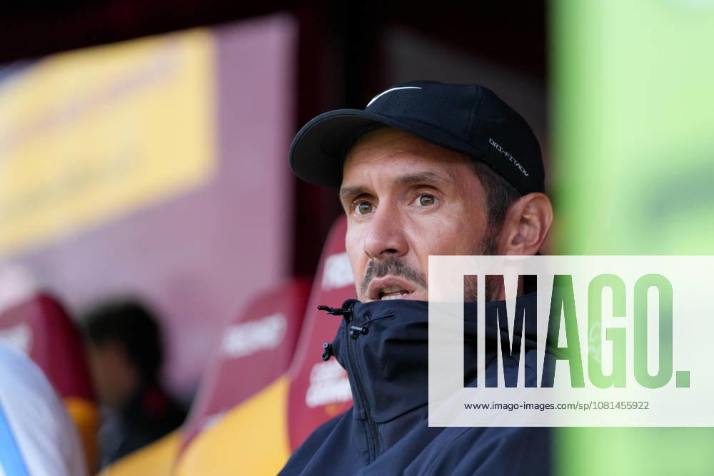 Julian Schuster, SC Freiburg, Coach, Scotland, Soccer, UEFA Conference League, Playoffs, First Leg, 2026–2027, Motherwell FC vs. SC Freiburg, August 20, 2026, Fir Park Stadium, Motherwell, Motherwell, Fir Park Stadium, North Lanarkshire, Scotland