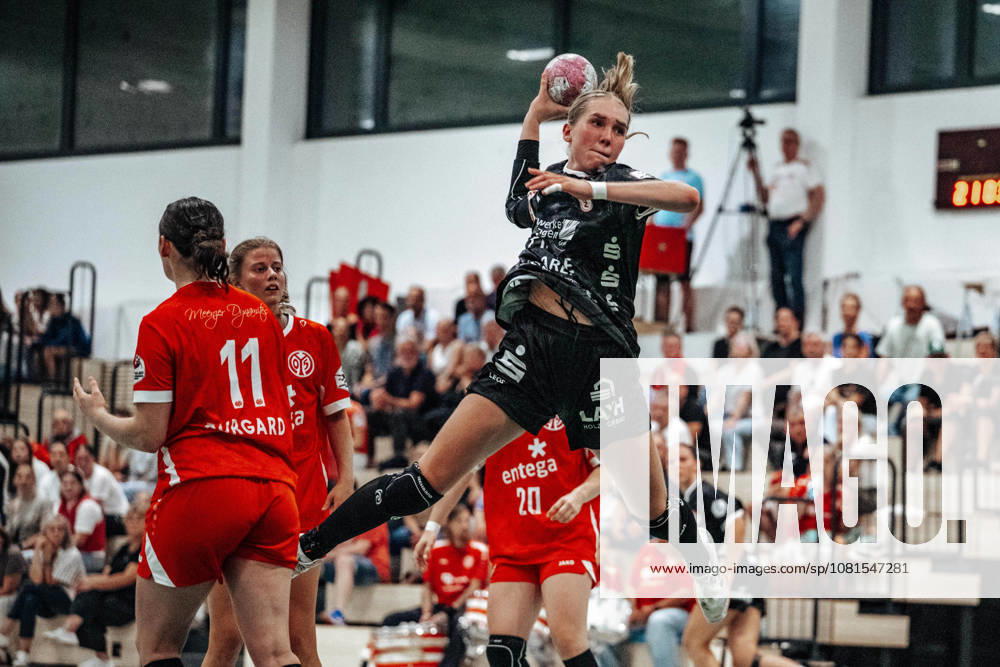 Nora Erhardt, SG Nürtingen Zizishausen, No. 14 (GER), 1, FSV Mainz 05 vs. SG Nürtingen Zizishausen, DHB Women s Cup, Bundesliga, Matchday 1, 2026–2027 Season, August 21, 2026 Eibner Press Photo Attila Ziga GER, 1 FSV Mainz 05 vs. SG Nürtingen Zizishausen, DHB Women’s Cup, Bundesliga, Matchday 1, 2026–2027 Season, August 21, 2026, Mainz