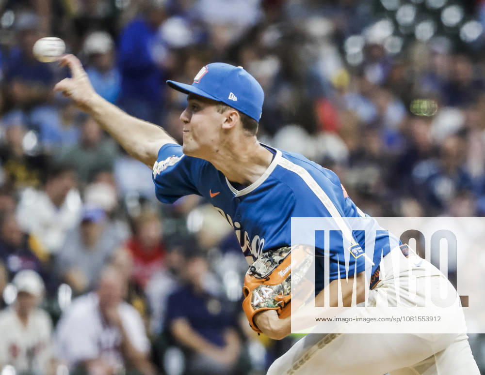 Milwaukee Brewers starting pitcher Jacob Misiorowski throws in the first inning of the MLB, Baseball Herren, USA game between the Atlanta Braves and the Milwaukee Brewers at American Family Field in Milwaukee, Wisconsin on Friday, August 21, 2026. MIL20260821801 TANNENxMAURY