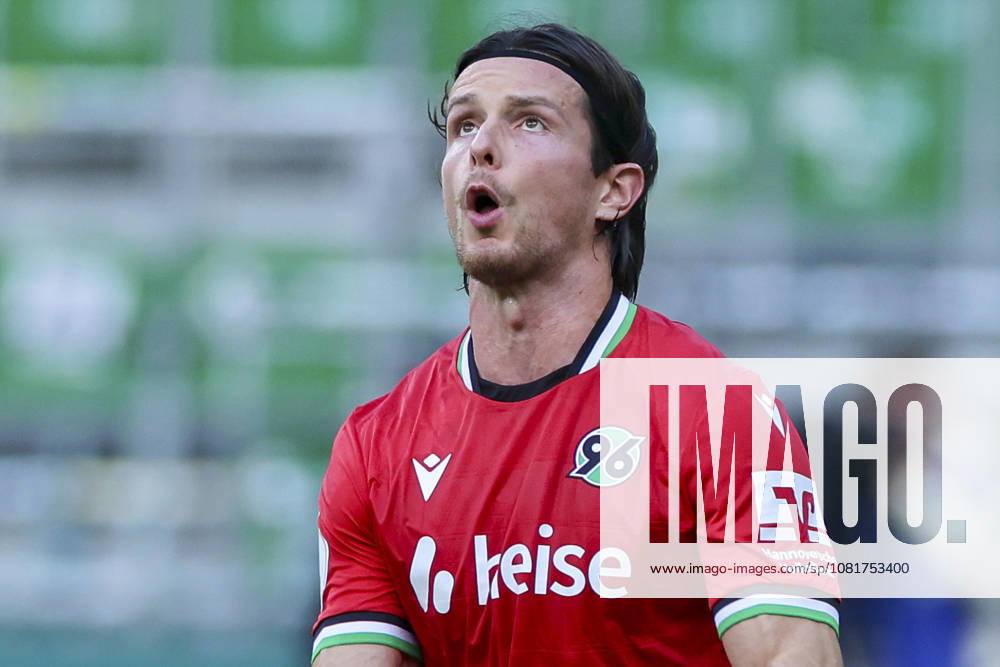 Jean Hugonet of Hannover 96 looks disappointed during the DFB Cup match between SV Hemelingen and Hannover 96 at Weserstadion on August 22, 2026, in Bremen, Germany Photo by Marco Steinbrenner, DeFodi Images Jean Hugonet of Hannover 96 looks dejected during the DFB Cup match between SV Hemelingen and Hannover 96 at Weserstadion on August 22, 2026 in Bremen, Germany. Photo by Marco Steinbrenner, DeFodi Images. Photo by Marco Steinbrenner, DeFodi Images.