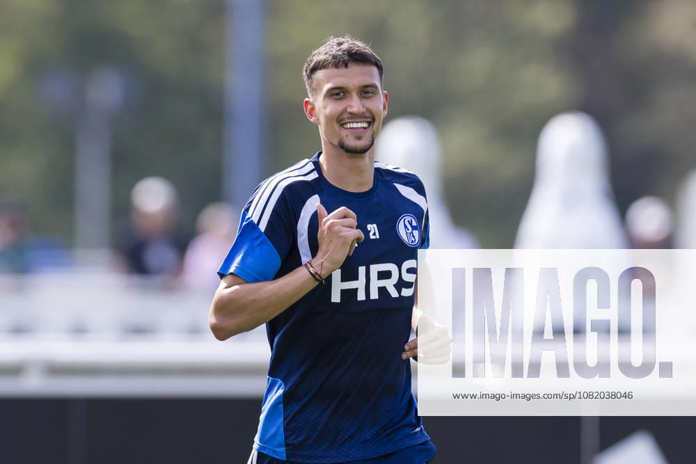 Soccer, FC Schalke 04 practice Dejan Ljubicic FC Schalke 04 Gelsenkirchen FC Schalke 04 training facility NRW Germany xRHR PHOTO YYx