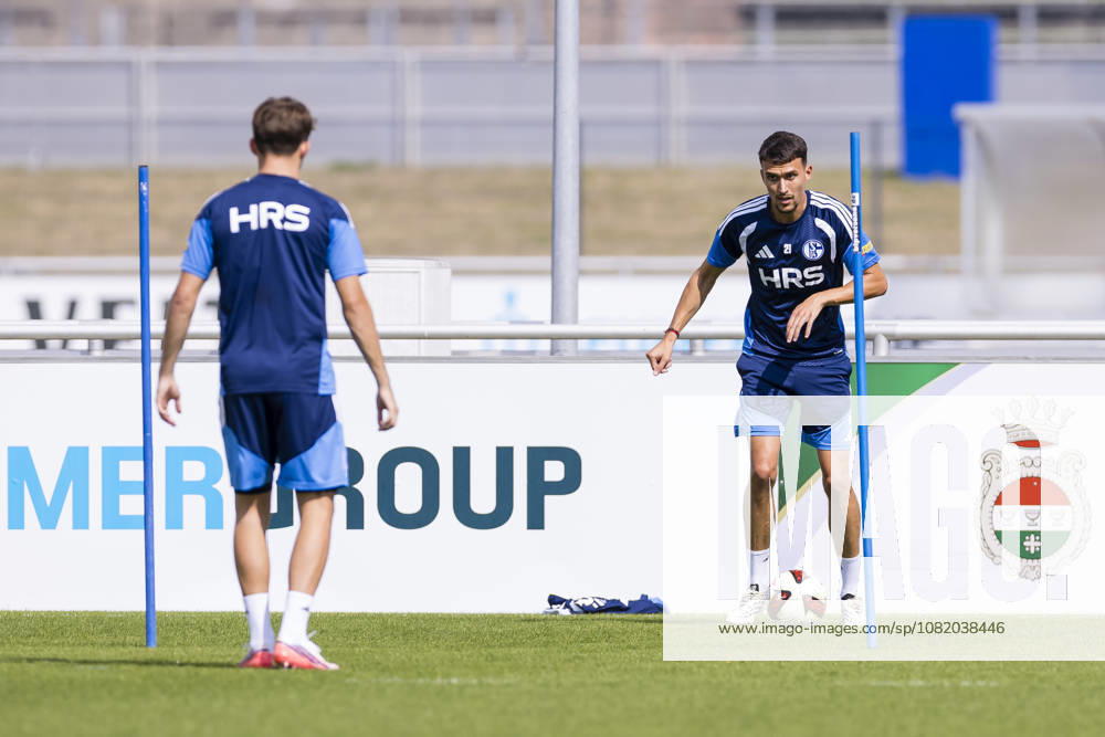 Soccer, FC Schalke 04 practice Dejan Ljubicic FC Schalke 04 Gelsenkirchen FC Schalke 04 training facility NRW Germany xRHR PHOTO YYx